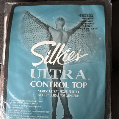 Silkies Ultra Control Top LARGE  Ultra Sheer Legs Hose Pantyhose 030302 Honey