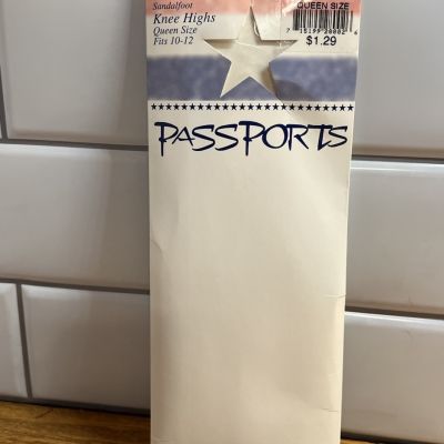 Women's Knee High Sandlefoot Hoisery Queen size Suntan New 2 Pair