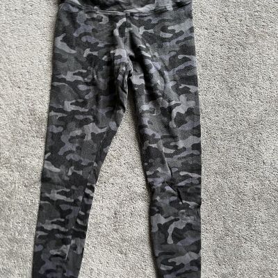 Express Women's Leggings Small Mid Rise Gray Camo Stretch Ankle Workout Pants