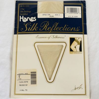 Hanes Silk Reflections Stockings Pearl Size 1 - ONLY 1 PAIR IN PACKAGE- OPEN BOX