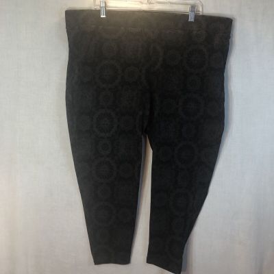 Torrid Size 4 Grey Black Sun Print Leggings Cropped Pants