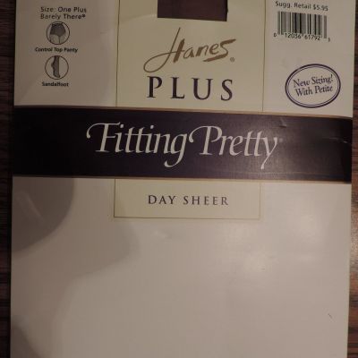 Hanes Plus Fitting Pretty Day Sheer Sz One Plus BARELY THERE Ctrl Top Sandalfoot