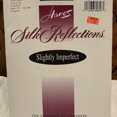Vtg Hanes 1996 Slightly Imperfect Silk Reflection Evergreen Size AB