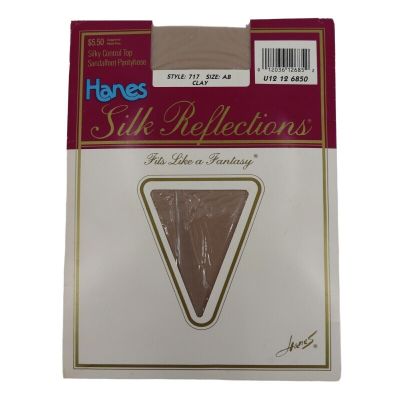 Hanes Silk Reflections 717 Clay Size AB Control Top Sandalfoot Pantyhose NEW 80s