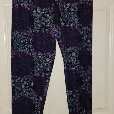 EUC Soft Purple Leggings W/Purple & White Flowers By Leggings Depot Sz (3x-5x)