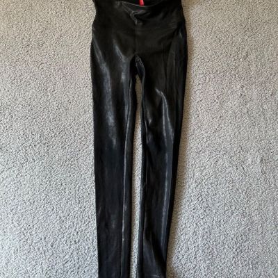 Spanx Women's Leggings faux leather Size Small - Black RN 2437 Trendy Stretch