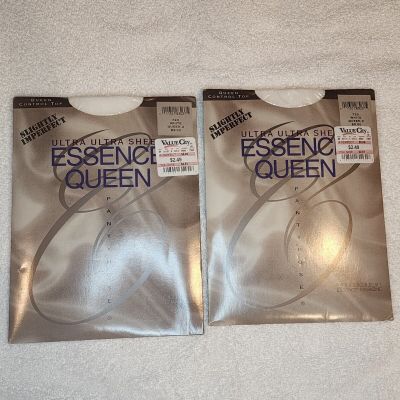 New 2 Pairs Vintage ULTRA ULTRA SHEER ESSENCE Size Queen 2 PANTYHOSE  White