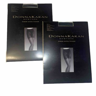 VTG 97 Donna Karan New York Pantyhose A16 Black Medium Essential Toner Lot Of 2