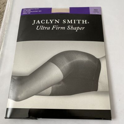 Jaclyn Smith Collection Ultra Firm Shaper  Sheer Toe size B 20 Denier