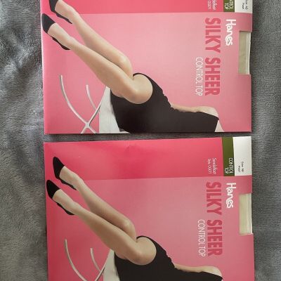 2 pairs NWT Hanes Silky Sheer Control Top Sandalfoot Pantyhose Size AB Pearl