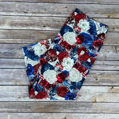 Red White and Blue Floral Flower Women's CAPRI Leggings TC Plus Size 12-20