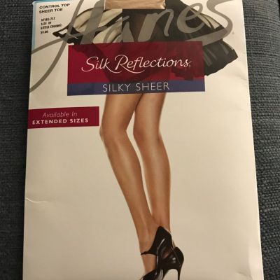 New Hanes Silk Reflections Pantyhose Little Color Style 717 Sz EF Control Top