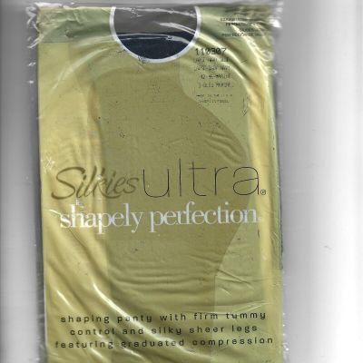 New Silkies Ultra Shapely Perfection Pantyhose, Large, Navy Blue, 110307