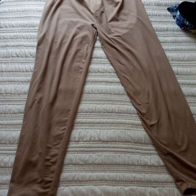 Ladies Buttery Soft Leggings Plus Size 2X Worn Once