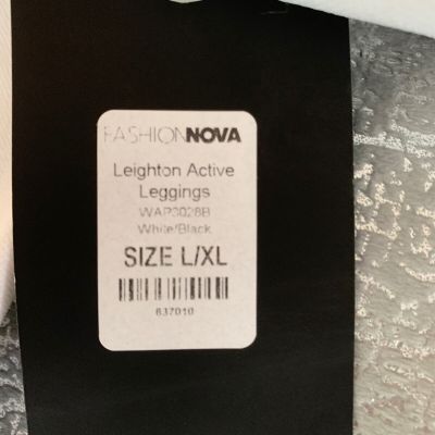 NWT  Fashion Nova Leighton Active Leggings White W/Black Accents L/XL