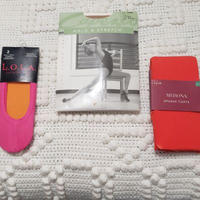 Nwt tights, pantyhose, and foot covers