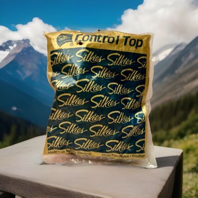 Silkies - Control Top Pantyhose  070510  Misty Grey