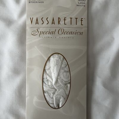 VTG Vassarette Special Occasion. white lace stockings, size long 9530