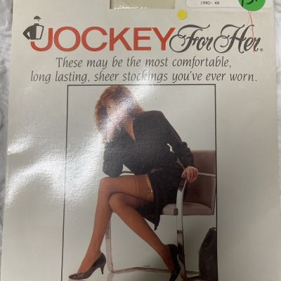 (151)  Jockey for her antique white  Pantyhose small-medium