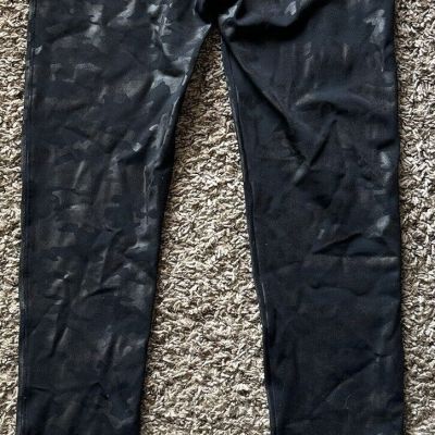 Spanx Black Camo Shiny Leggings Women’s Size Large 42-44