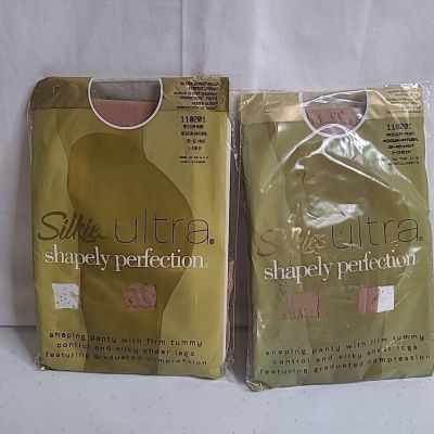 Vintage Silkies Ultra Shapely Perfection Pantyhose Nude 81perc Nylon 19perc Spandex
