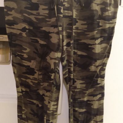 Shein Curve Knit Camouflage Tapered Green Elastic Waist Woman's Pants - Size 2XL
