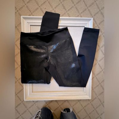 Zella Black leggings with shiny texturized animal skin front panels.  NWOT S