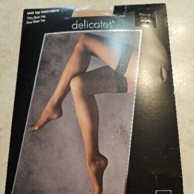 Worthington Delicate Lace Top Thigh High Stockings sz 2 Natural style#1032 Penny