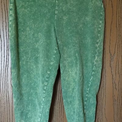 Torrid Leggings Size 1 Capri Fold Over Waist Green