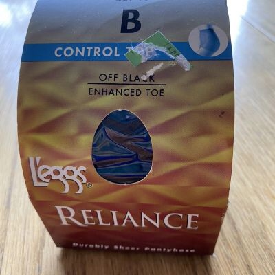 NEW! LEGGS RELIANCE PANTYHOSE SIZE B OFF BLACK CONTROL TOP ENHANCED TOE 42910EBB