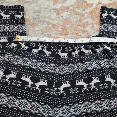 New Mix Black and White Reindeer Leggings - Plus Size (1X-2X)
