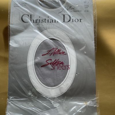 Christian Dior L’Allure Ultra Sheer  Pantyhose Sz. 3 Crystal Gray New