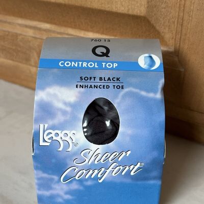 Leggs Sheer Comfort Control Top Pantyhose in Soft Black Q