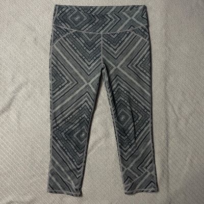 Fabletics leggings Womens Grey Print Medium Activewear Cropped  Stretch Workout