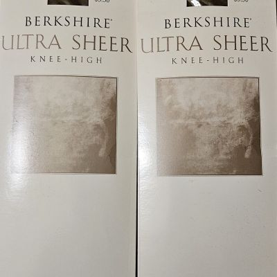 Lot of two (2)Berkshire Queen Ultra Sheer Knee High Stockings Size 10-13 UTOPIA