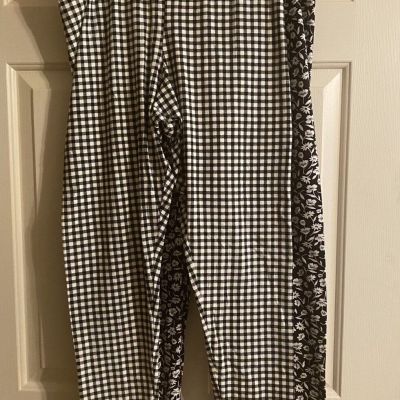 Old Navy Tights - 2 Pair - Black & White Large