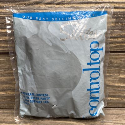 Silkies 2003 Pantyhose Sheet Control Top Queen Size Beige Color A2
