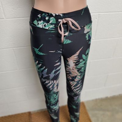 $120 The Upside Women's Black Forest Print Seamless Legging Pants Size Small