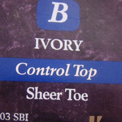1996 LEGGS Silken Mist IVORY Control Top Pantyhose Sheer Toe Size B NEW NIB