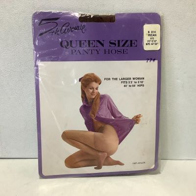 NIP Vintage 5th Avenue Pantyhose Pecan Size Queen B314