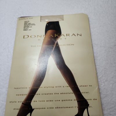Donna Karan Womens Hosiery Pantyhose Sheer Control Top & Toe Parchment Med 0A031
