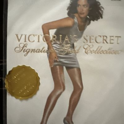 NIP!! One Pair NIP Size Large Victoria's Secret Beige Signature Gold Glossy