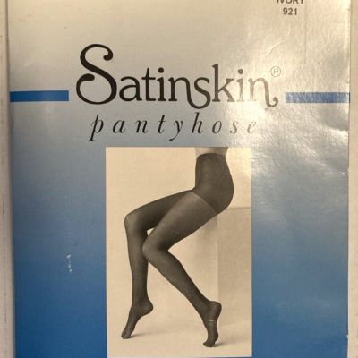 Satinskin Pantyhose Control Top Invisible Reinforced Toe Queen, Ivory NOS-PH-14