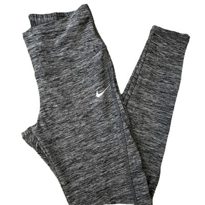 Nike ~ Women’s grey workout leggings ~ size Large