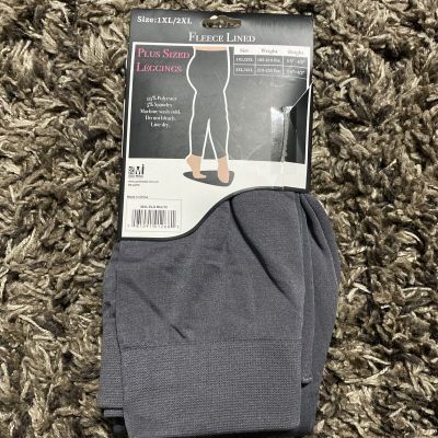 Gray Fleece Lined Fashion Leggings  Plus Size 1XL/2XL New With Tags