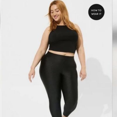 Torrid Leggings 3X 22/24 Black Shiny Liquid High Rise Tapered Leg 27” Inseam NWT