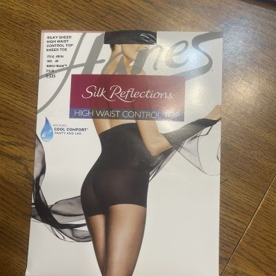 HANES SILK REFLECTIONS HIGH WAIST CONTROL TOP SHEER TOE 0B184 BARELY BLACK AB