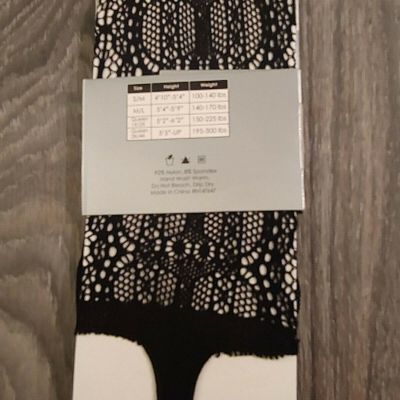 Frenchic Suspender Style Fishnet Crochet Lace Tights  (size Small/Med) Style 2