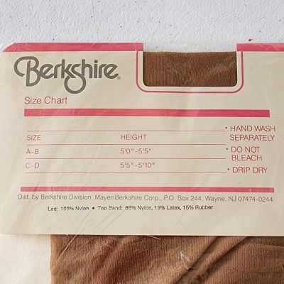 Vintage Berkshire Thigh-Hi No Bind Top Size C-D Midriff Beige