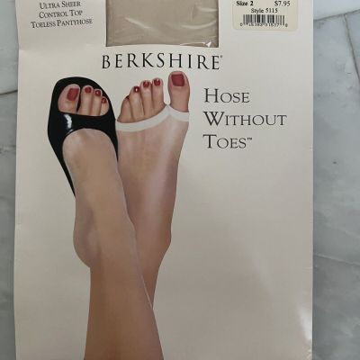 Berkshire Ultra Sheer Hosiery Without Toes Control Top Pantyhose Size 2 Nude New
